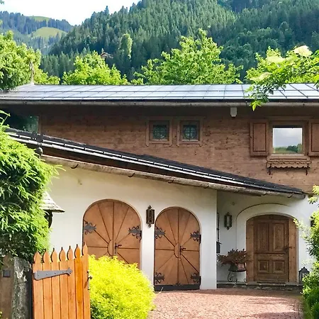 House By Managers 木屋 *
